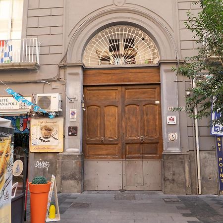 Appartement Il Duomo A Due Passi à Naples Extérieur photo