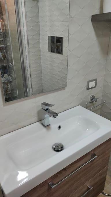 Appartement Il Duomo A Due Passi à Naples Extérieur photo