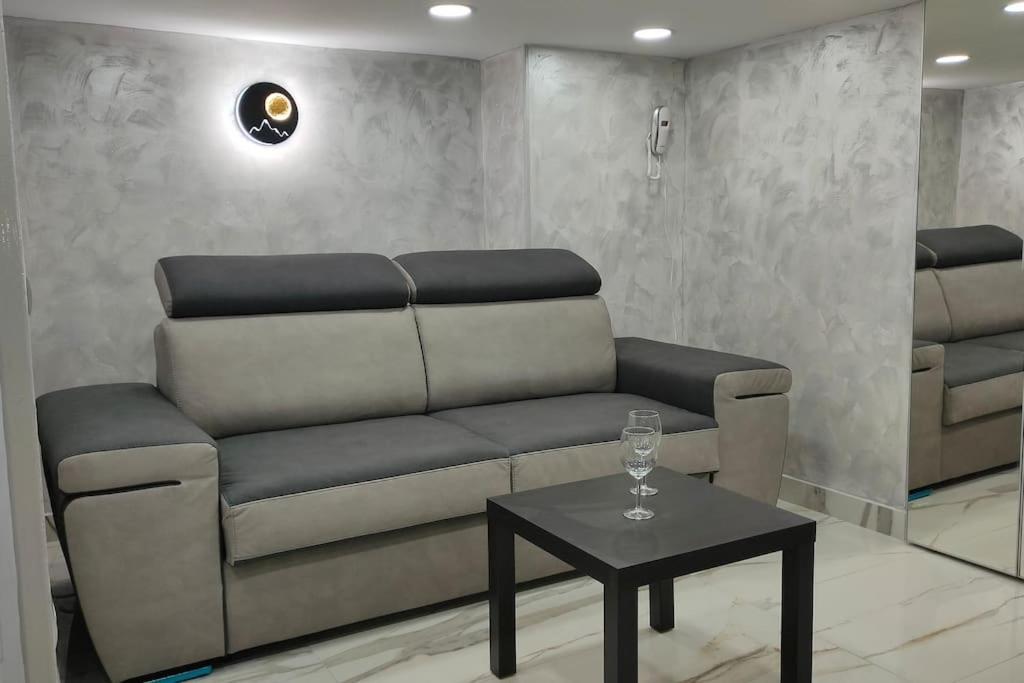 Appartement Il Duomo A Due Passi à Naples Extérieur photo