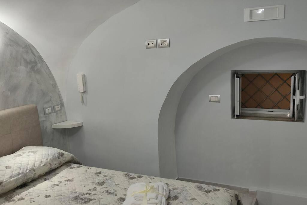 Appartement Il Duomo A Due Passi à Naples Extérieur photo
